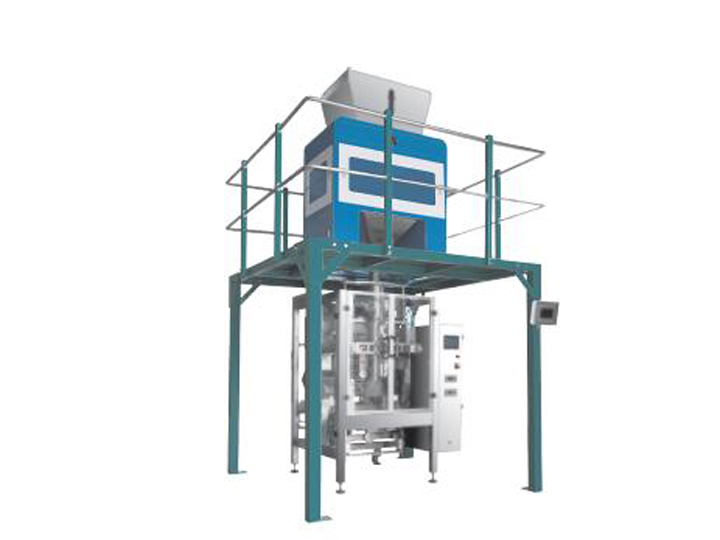 Single film automatic vertical bag making and packaging unit